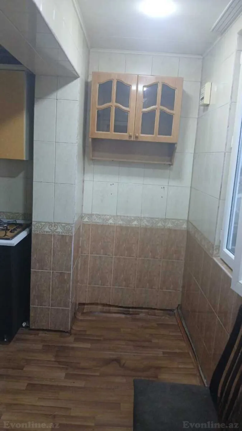 2 otaqlı köhnə tikili mənzil kirayə verilir — Qaraçuxur, Bakı - şəkil 8