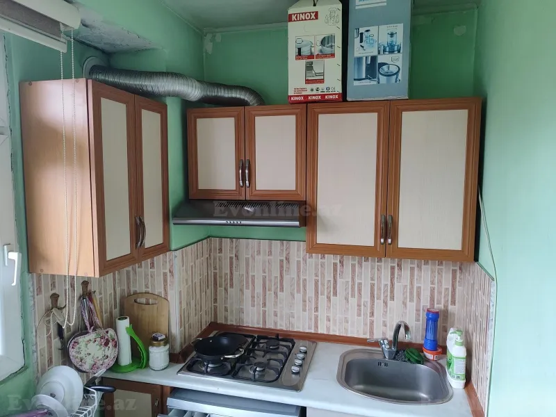 2 otaqlı köhnə tikili mənzil kirayə verilir — Günəşli, Bakı - şəkil 3