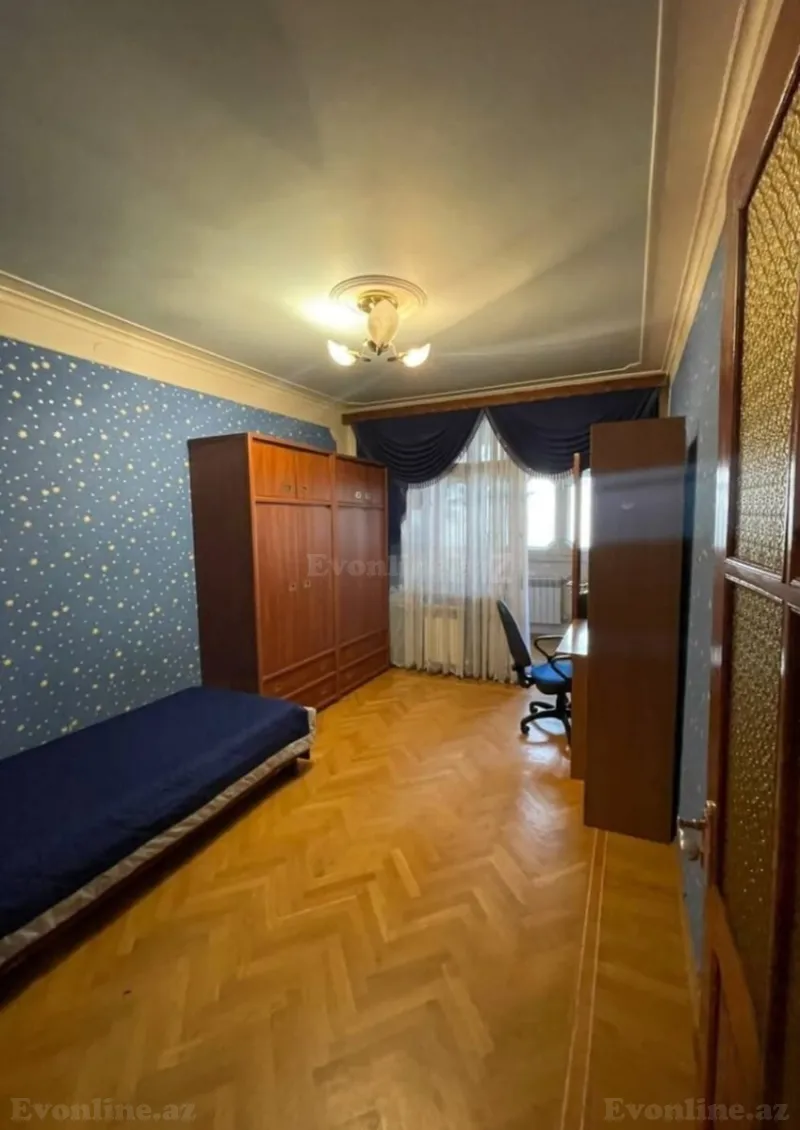 4 otaqlı köhnə tikili mənzil kirayə verilir — 8-ci mikrorayon, Bakı - şəkil 8