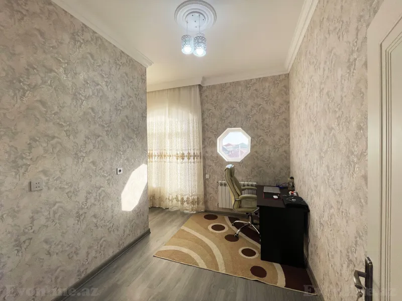 Satılır 6 otaqlı Həyət evi 180 m² Yeni Ramana - şəkil 5