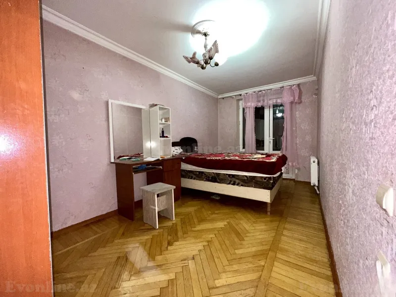 3 otaqlı köhnə tikili mənzil satılır — Qara Qarayev m., Bakı - şəkil 4