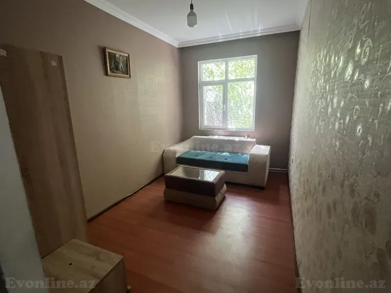 2 otaqlı köhnə tikili mənzil satılır — 3-cü mikrorayon, Bakı - şəkil 2