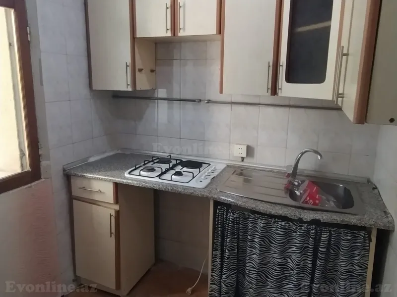Satılır 2 otaqlı Mənzil Köhnə tikili 56 m² Bakıxanov - şəkil 11