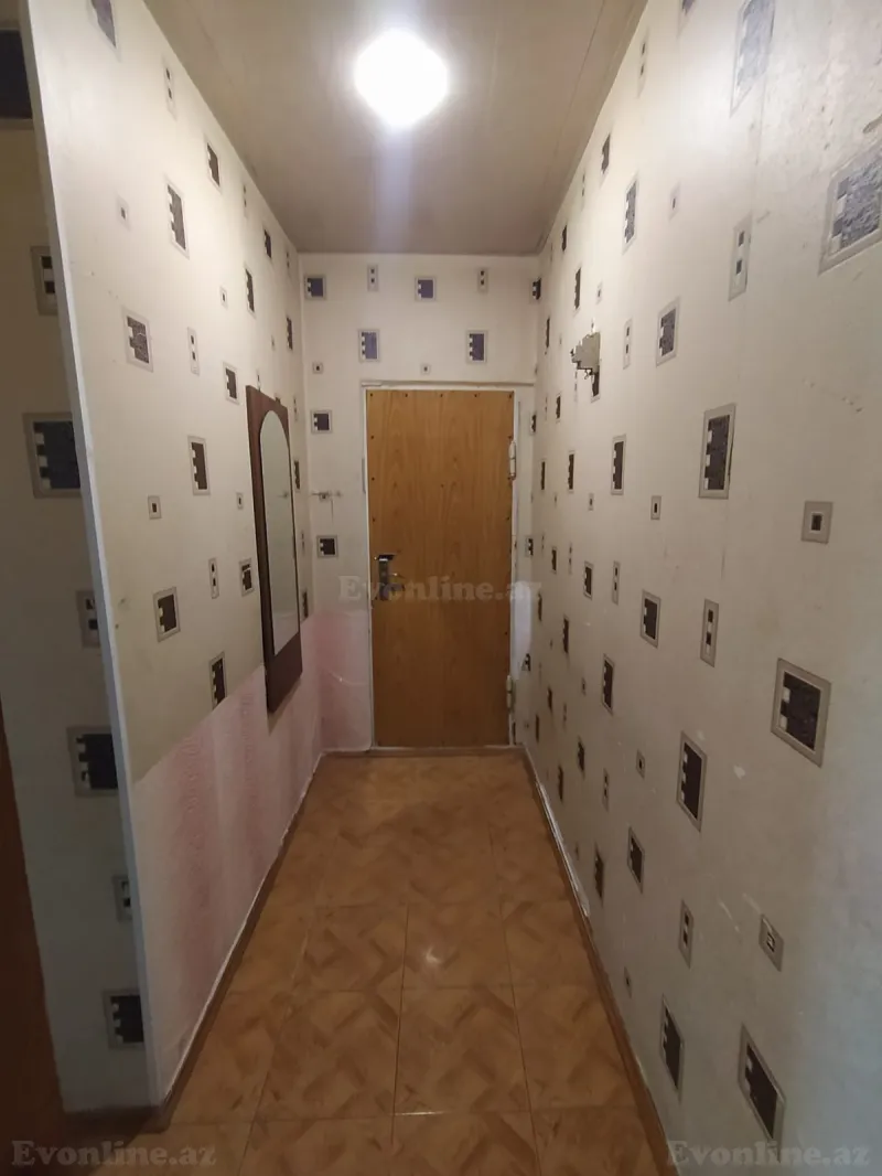 Satılır 2 otaqlı Mənzil Köhnə tikili 56 m² Bakıxanov - şəkil 14
