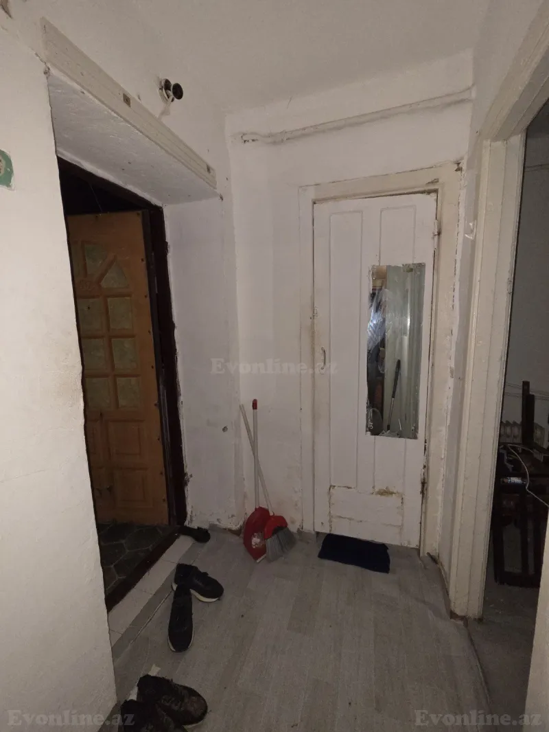 2 otaqlı köhnə tikili mənzil satılır — Elmlər Akademiyası m., Bakı - şəkil 7