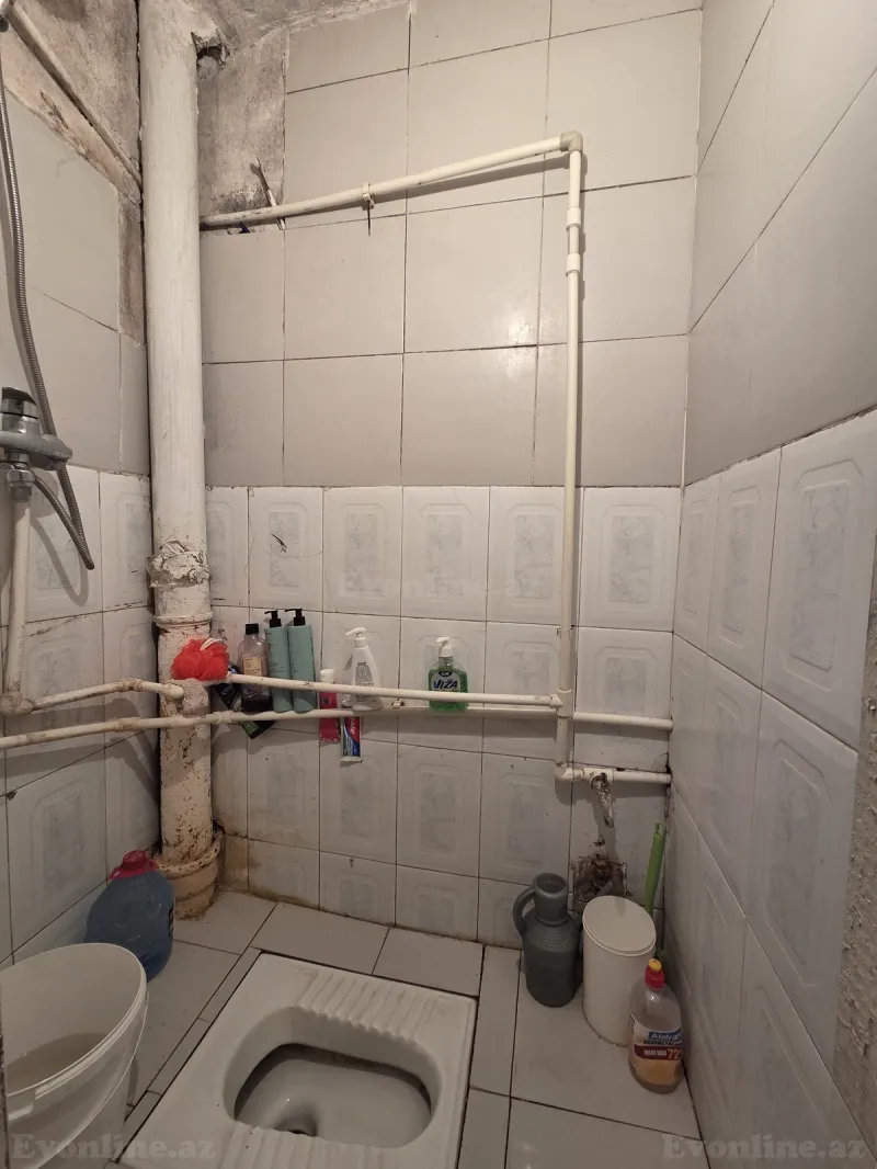 2 otaqlı köhnə tikili mənzil satılır — Elmlər Akademiyası m., Bakı - şəkil 8