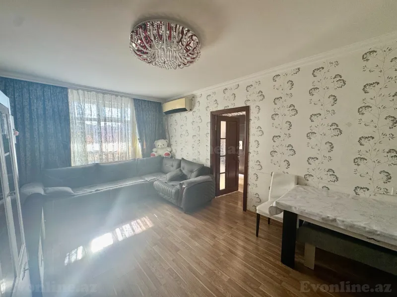 4 otaqlı Mənzil 120 m² 8-ci kilometr Satılır
