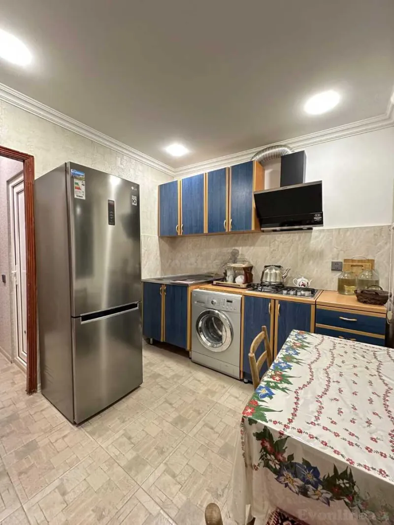2 otaqlı köhnə tikili mənzil kirayə verilir — İnşaatçılar m., Bakı - şəkil 6