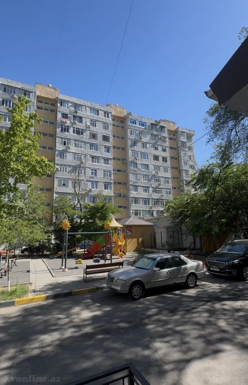 2 otaqlı köhnə tikili mənzil kirayə verilir — Gənclik m., Bakı