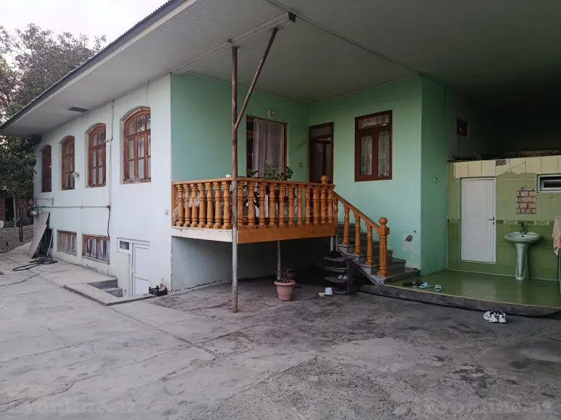 4 otaqlı həyət evi satılır — Şəki
