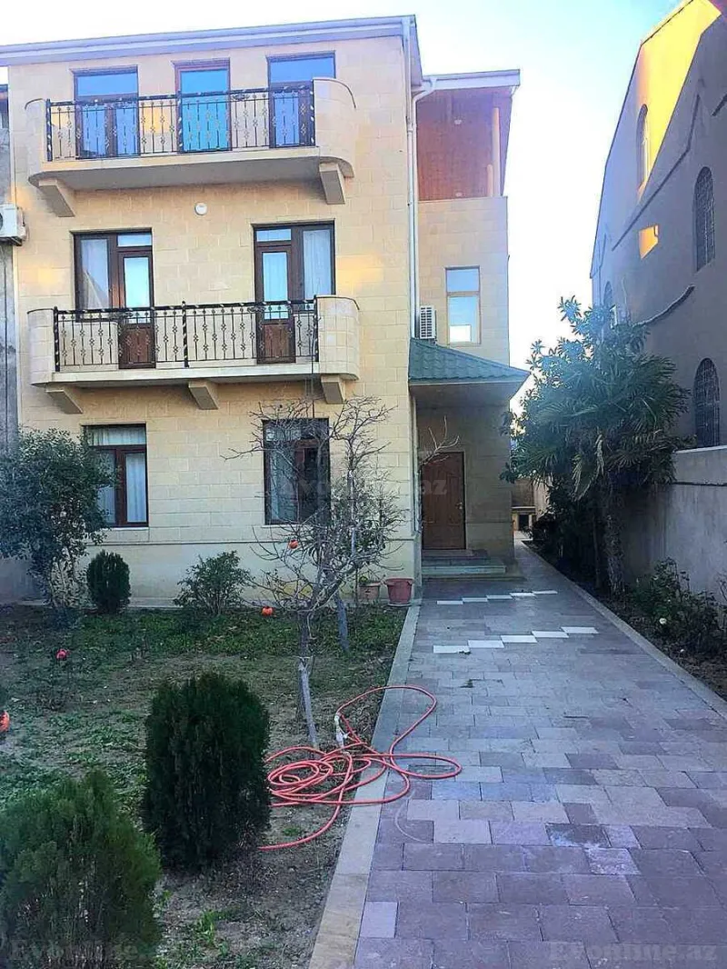5 otaqlı Həyət evi 225 m² 8-ci kilometr Kirayə verilir