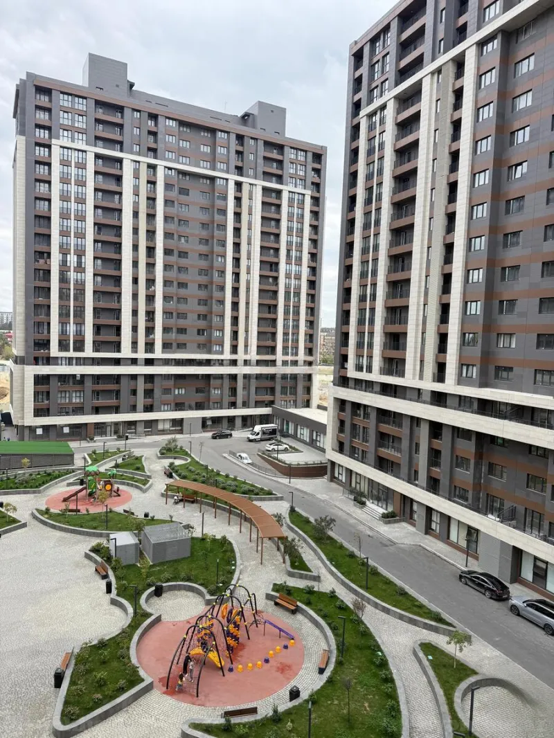 3 otaqlı yeni tikili mənzil kirayə verilir — Ağ şəhər, Bakı