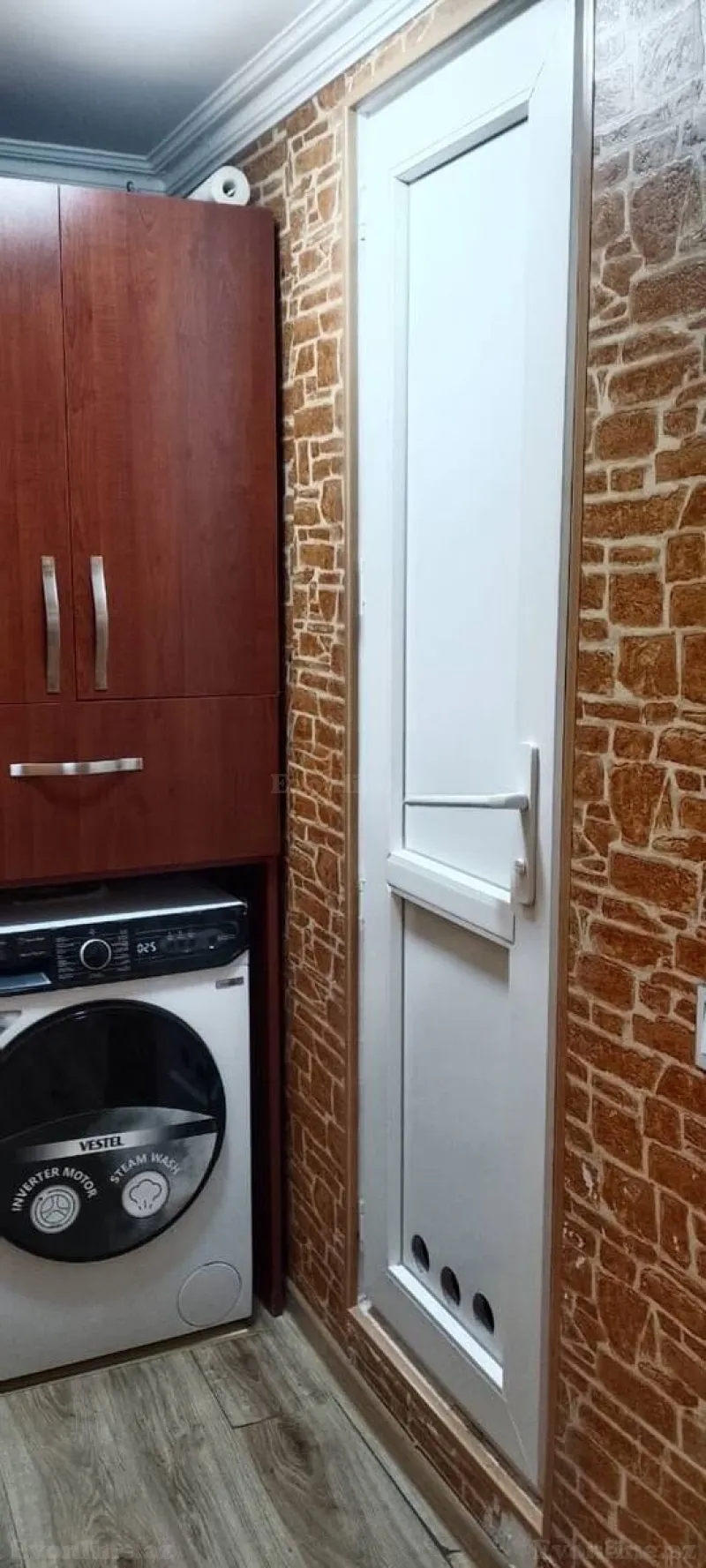 2 otaqlı köhnə tikili mənzil kirayə verilir — Elmlər Akademiyası m., Bakı - şəkil 7