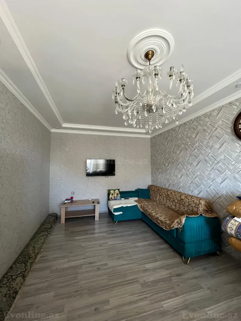4 otaqlı həyət evi satılır — Xətai r., Bakı - şəkil 2
