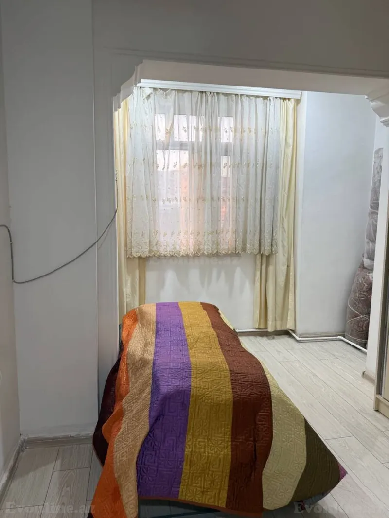 2 otaqlı köhnə tikili mənzil satılır — Nizami r., Bakı - şəkil 2