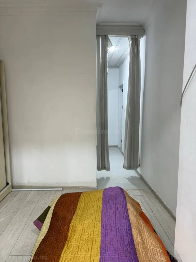 2 otaqlı köhnə tikili mənzil satılır — Nizami r., Bakı - şəkil 3