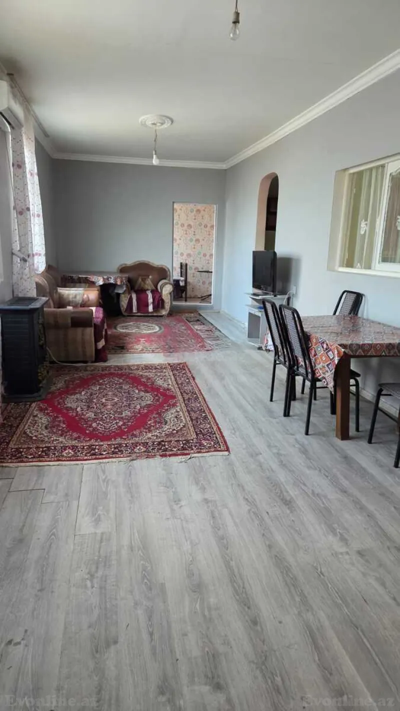 3 otaqlı Mənzil 70 m² Sahil m. Kirayə verilir