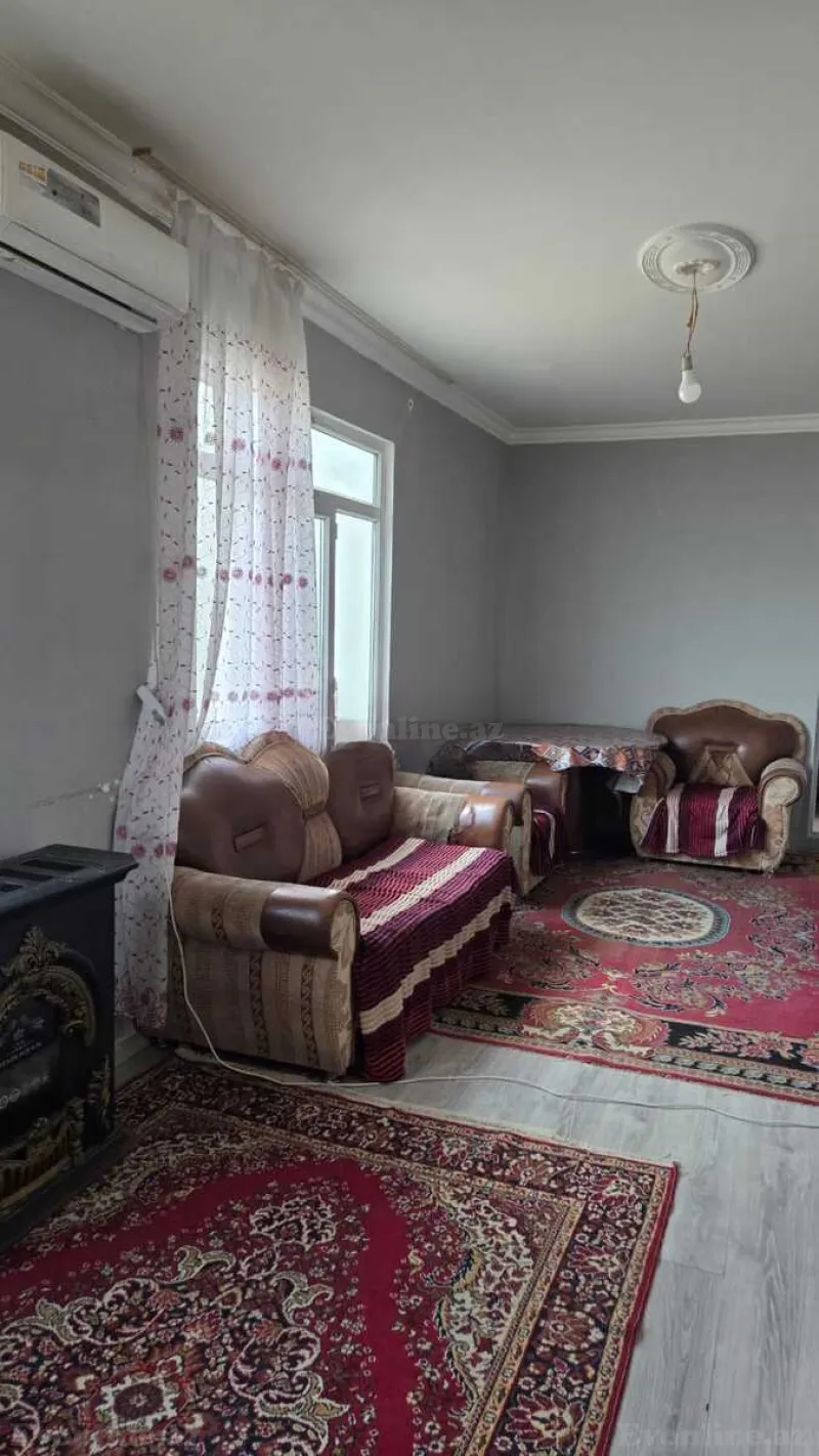 3 otaqlı köhnə tikili mənzil kirayə verilir — Sahil m., Bakı - şəkil 2