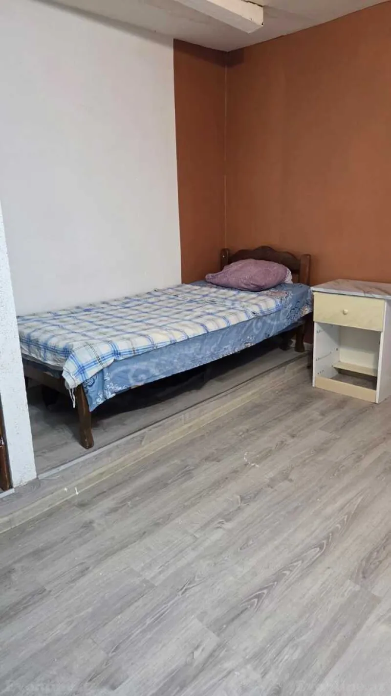 3 otaqlı köhnə tikili mənzil kirayə verilir — Sahil m., Bakı - şəkil 7