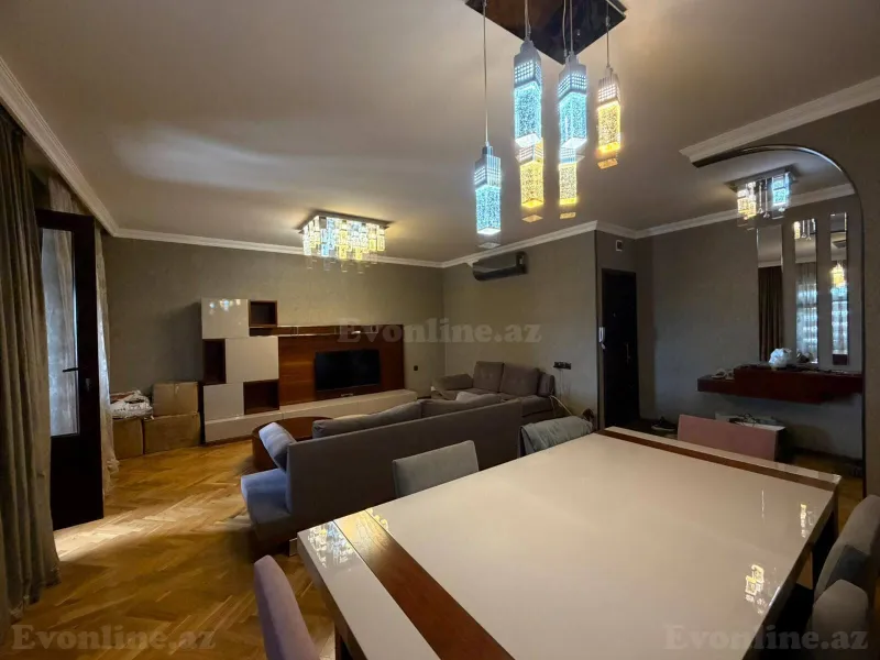 3 otaqlı köhnə tikili mənzil satılır — Bakıxanov, Bakı - şəkil 4