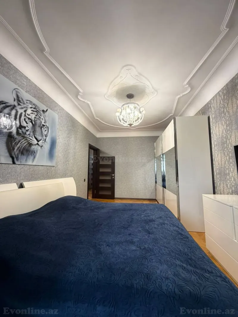 3 otaqlı köhnə tikili mənzil satılır — Bakıxanov, Bakı - şəkil 7