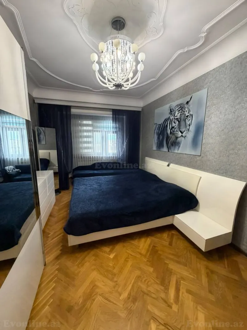 3 otaqlı köhnə tikili mənzil satılır — Bakıxanov, Bakı - şəkil 9