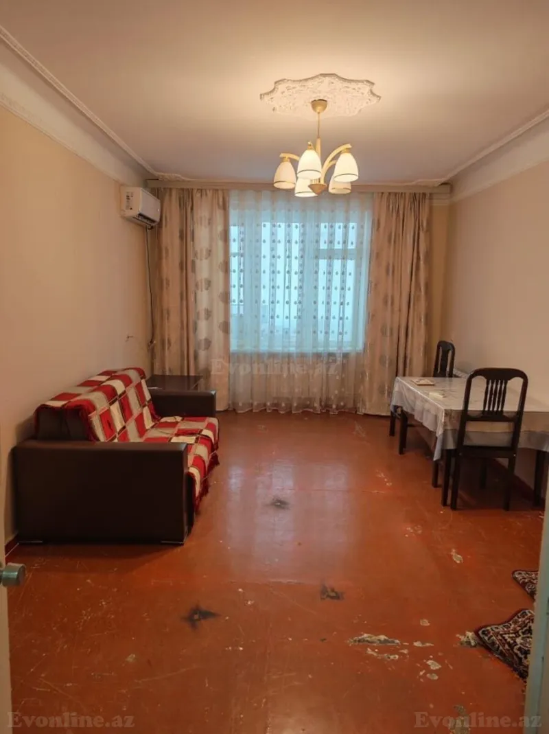 3 otaqlı köhnə tikili mənzil satılır — Xalqlar Dostluğu m., Bakı - şəkil 2