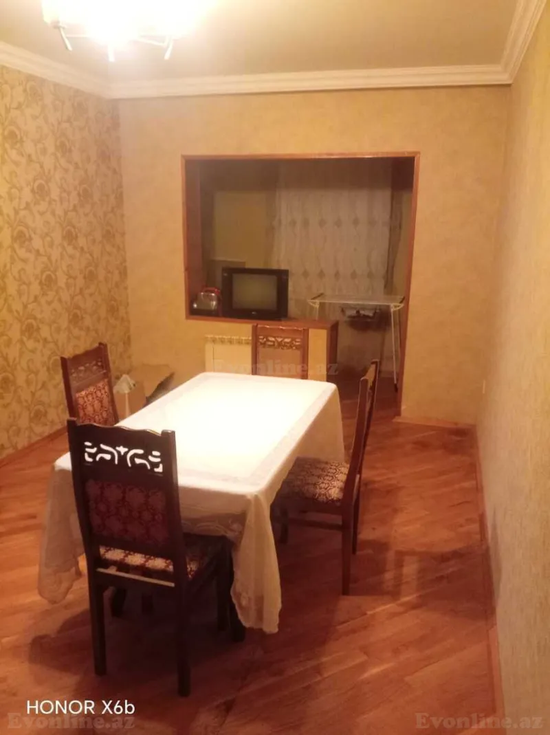 3 otaqlı köhnə tikili mənzil satılır — Xətai r., Bakı