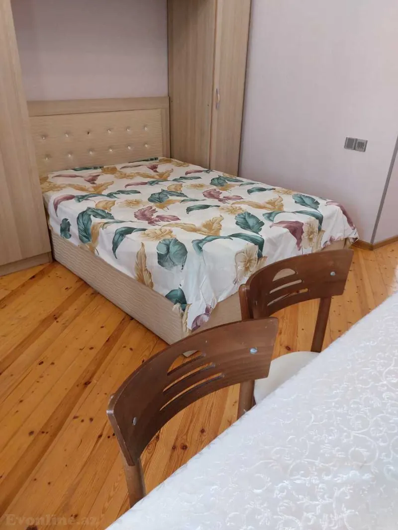 3 otaqlı köhnə tikili mənzil satılır — Səbail r., Bakı - şəkil 8
