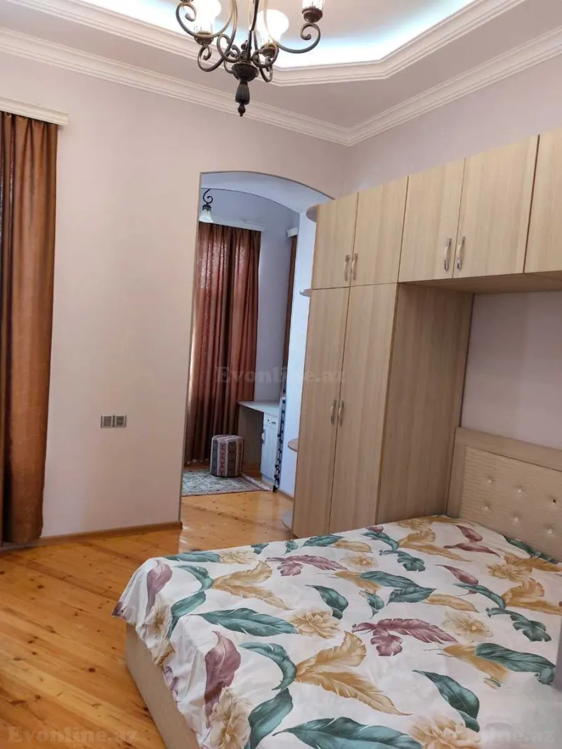 3 otaqlı köhnə tikili mənzil satılır — Səbail r., Bakı - şəkil 9