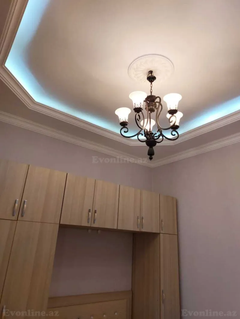 3 otaqlı köhnə tikili mənzil satılır — Səbail r., Bakı - şəkil 10