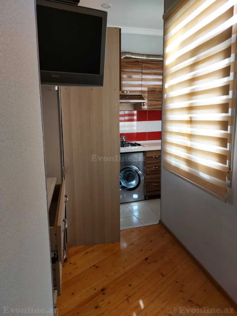 3 otaqlı köhnə tikili mənzil satılır — Səbail r., Bakı - şəkil 15