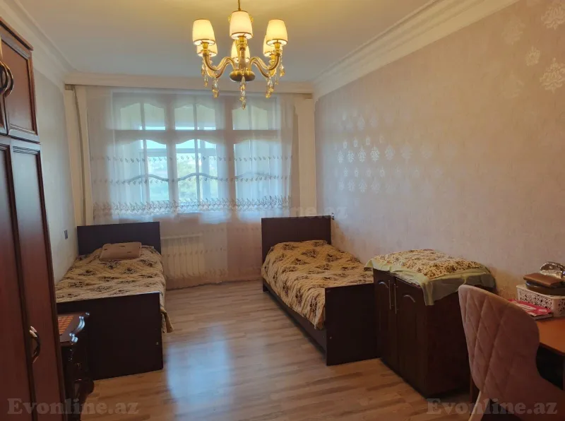 4 otaqlı köhnə tikili mənzil satılır — Qaraçuxur, Bakı - şəkil 3