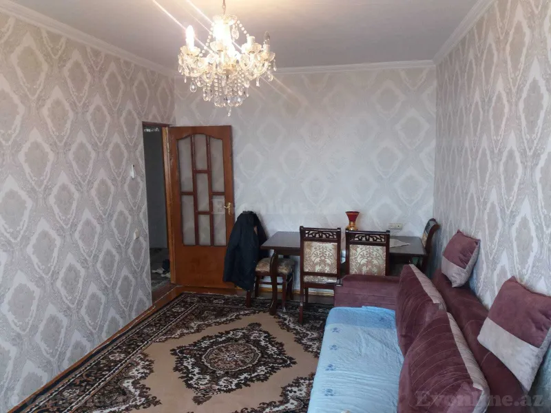2 otaqlı köhnə tikili mənzil satılır — Yeni Günəşli, Bakı