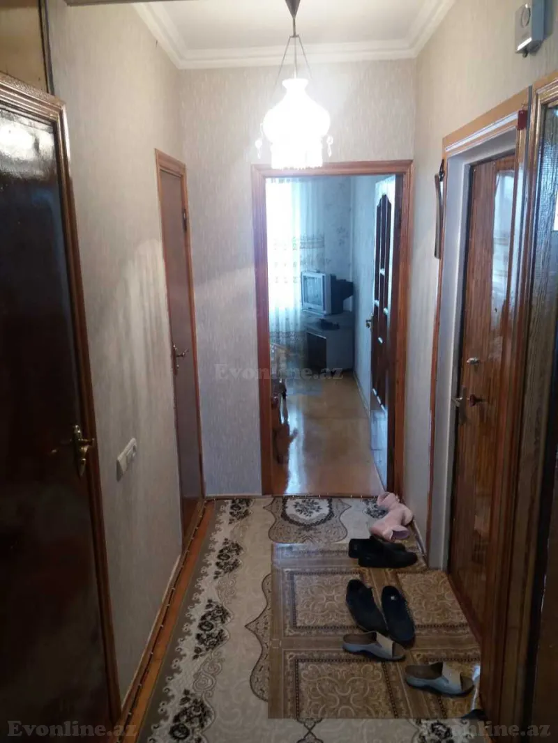 2 otaqlı köhnə tikili mənzil satılır — Yeni Günəşli, Bakı - şəkil 10