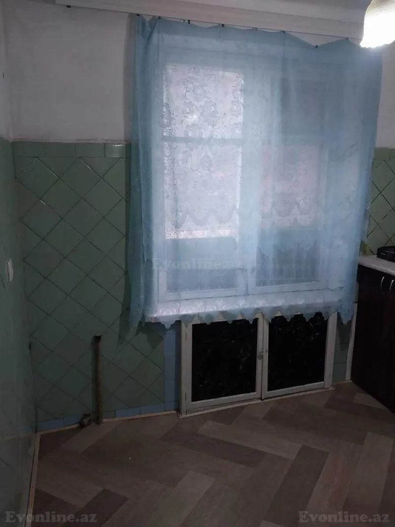 2 otaqlı köhnə tikili mənzil kirayə verilir — Qara Qarayev m., Bakı - şəkil 7