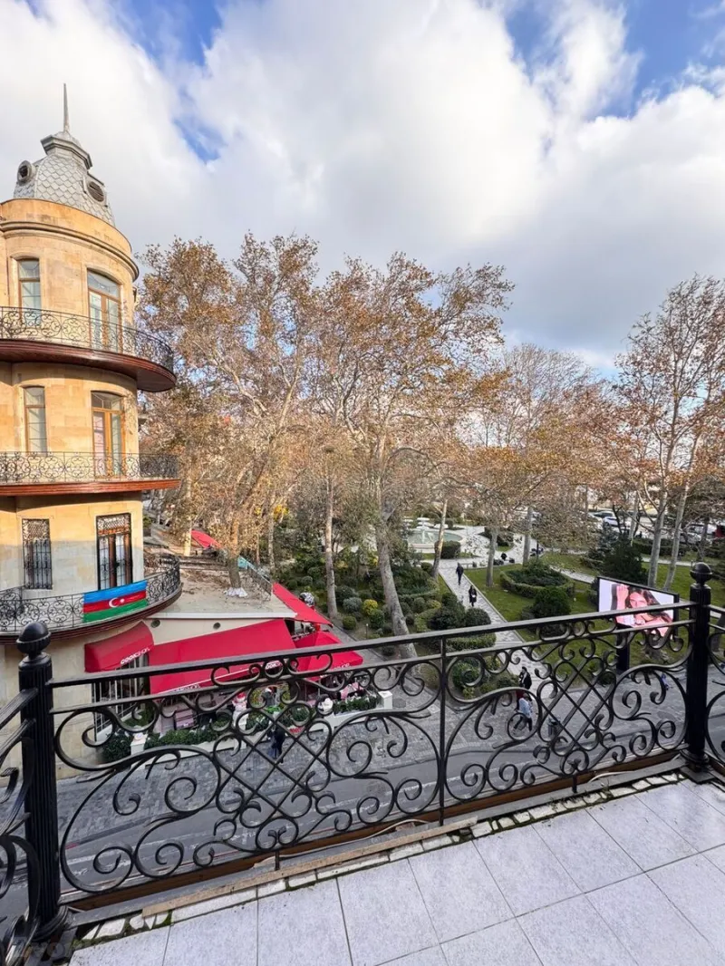 Ofis kirayə verilir — Səbail r., Bakı - şəkil 2