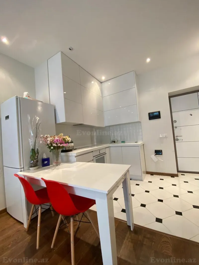 2 otaqlı yeni tikili mənzil kirayə verilir — 8 Noyabr m., Bakı - şəkil 5