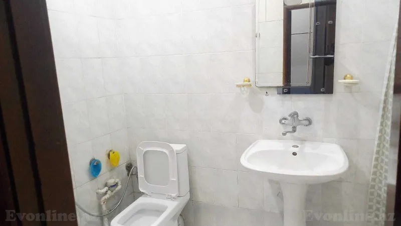 2 otaqlı köhnə tikili mənzil kirayə verilir — Xətai r., Bakı - şəkil 8