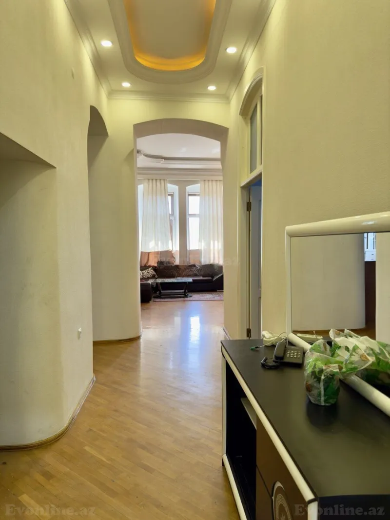 Ofis kirayə verilir — Sahil m., Bakı - şəkil 6