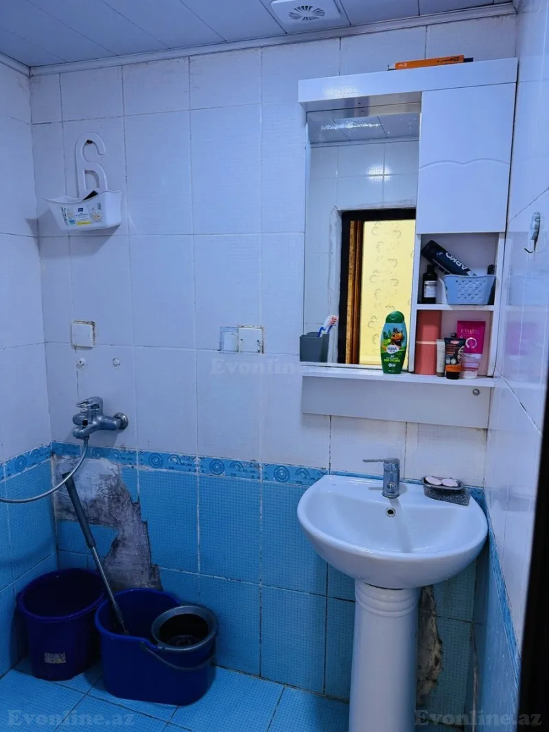 3 otaqlı köhnə tikili mənzil satılır — Neftçilər m., Bakı - şəkil 10
