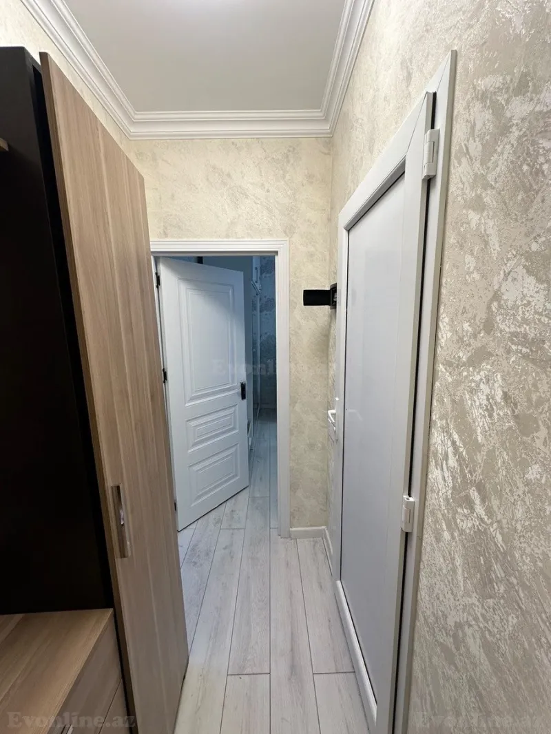 2 otaqlı köhnə tikili mənzil satılır — 4-cü mikrorayon, Bakı - şəkil 9
