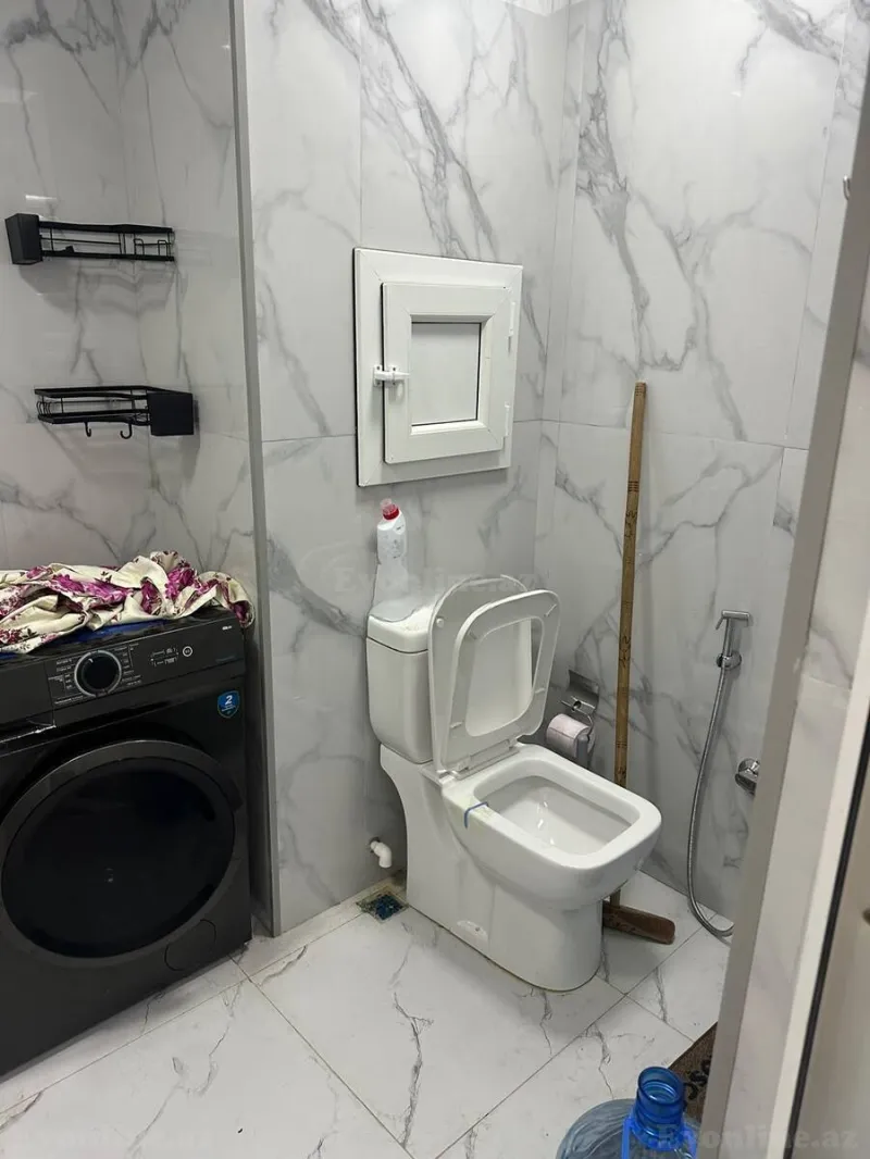 2 otaqlı köhnə tikili mənzil satılır — 4-cü mikrorayon, Bakı - şəkil 13