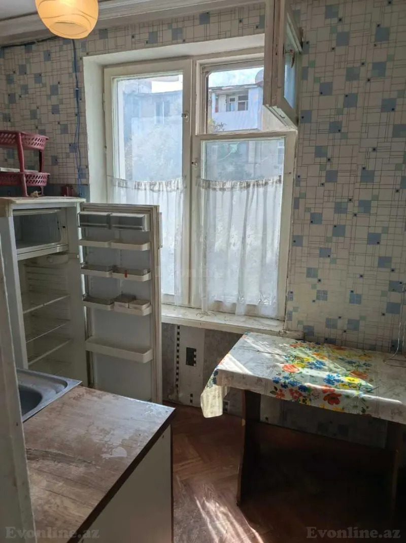 2 otaqlı köhnə tikili mənzil kirayə verilir — İnşaatçılar m., Bakı - şəkil 8