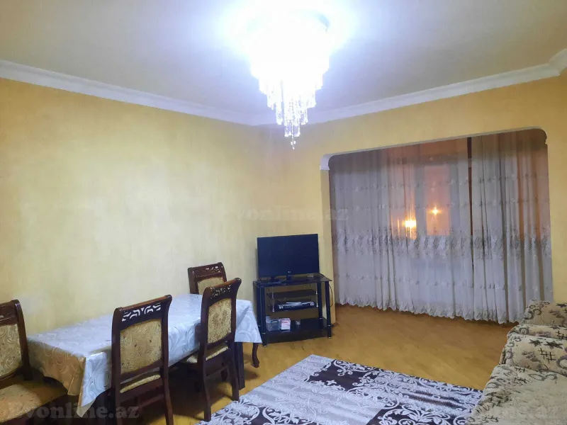 3 otaqlı köhnə tikili mənzil kirayə verilir — Sumqayıt