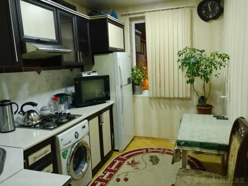 3 otaqlı köhnə tikili mənzil kirayə verilir — Sumqayıt - şəkil 10