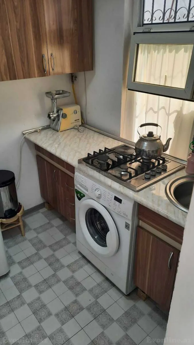 1 otaqlı köhnə tikili mənzil kirayə verilir — 8 Noyabr m., Bakı - şəkil 9