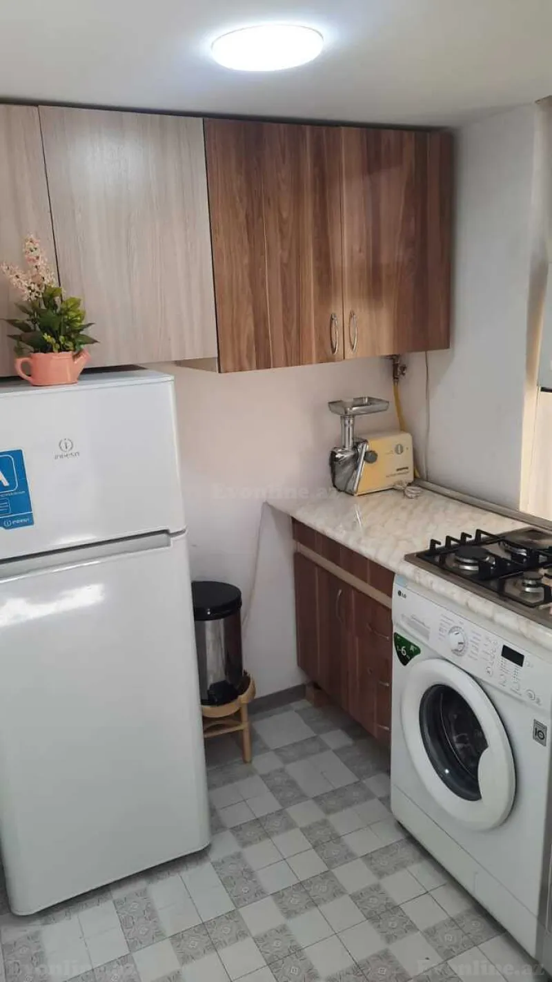 1 otaqlı köhnə tikili mənzil kirayə verilir — 8 Noyabr m., Bakı - şəkil 18