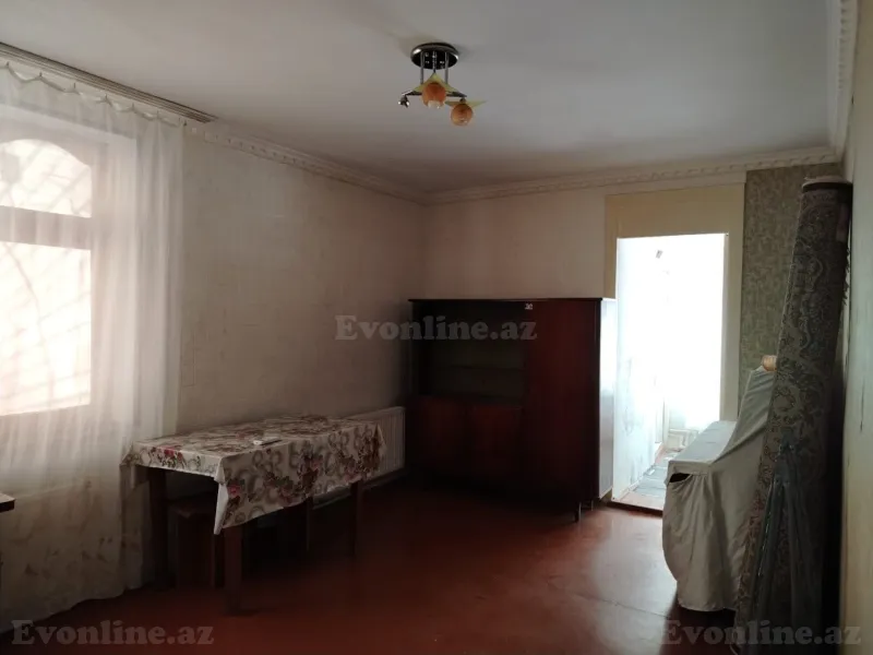 2 otaqlı Mənzil 40 m² Elmlər Akademiyası m. Kirayə verilir