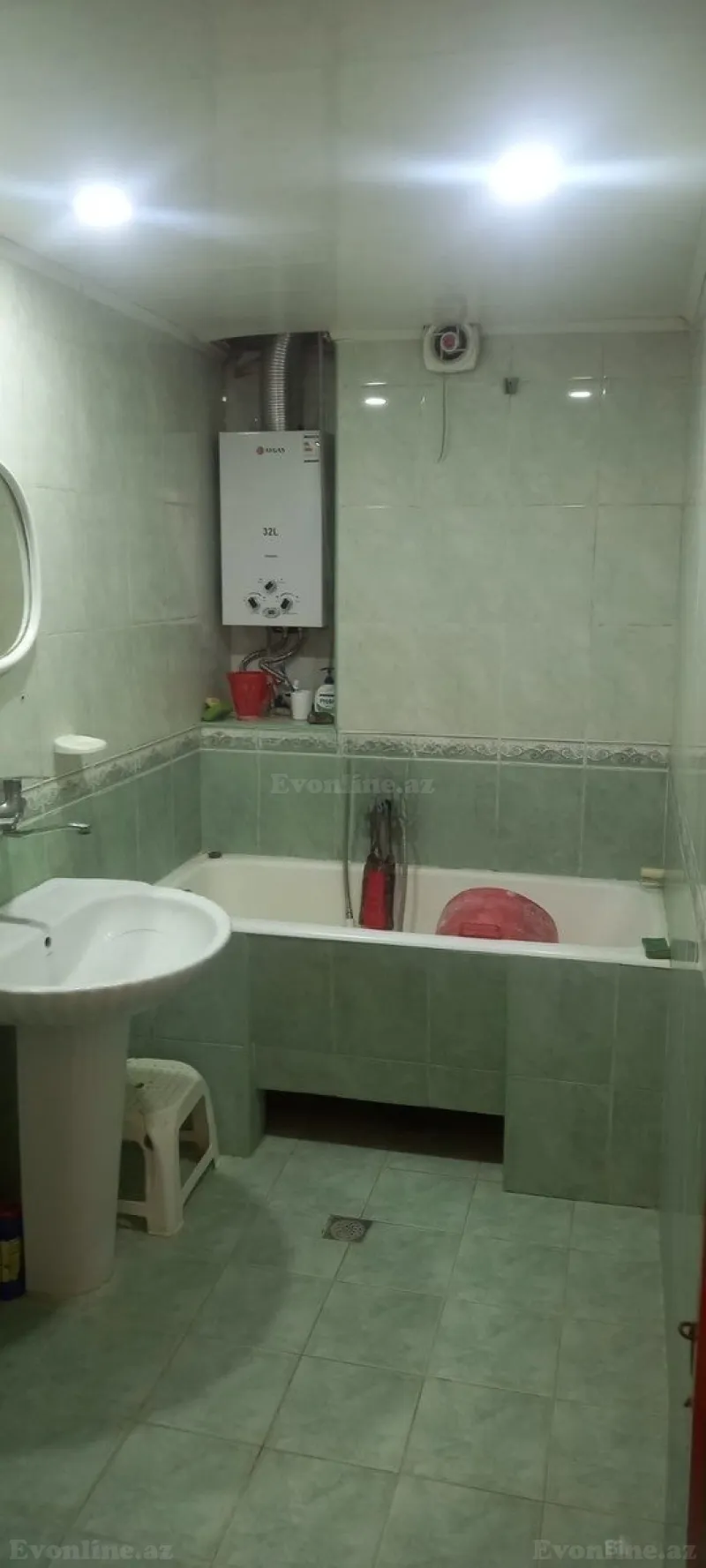3 otaqlı köhnə tikili mənzil kirayə verilir — 8 Noyabr m., Bakı - şəkil 9